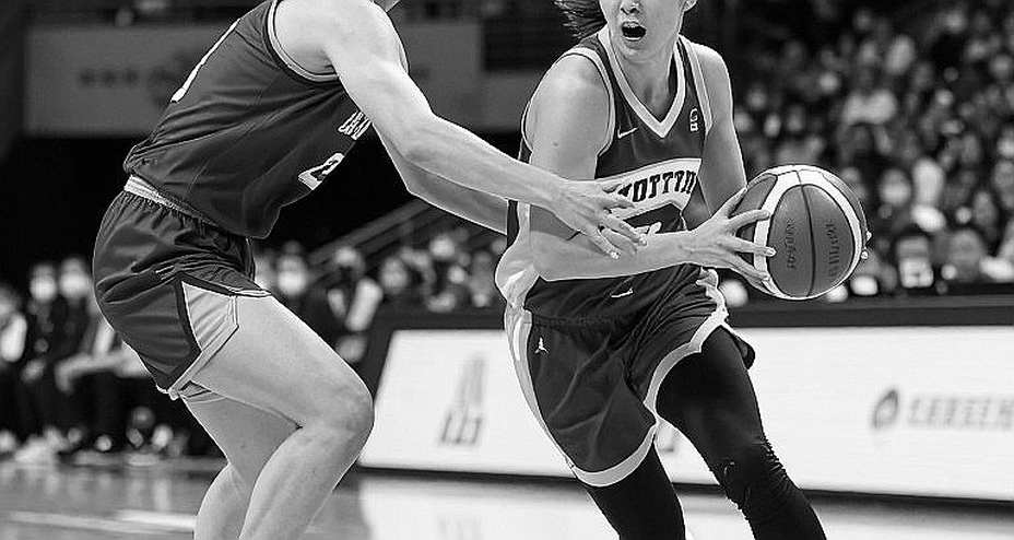 Thomas Walkup và cột kiến tạo trống sau 154 trận EuroLeague