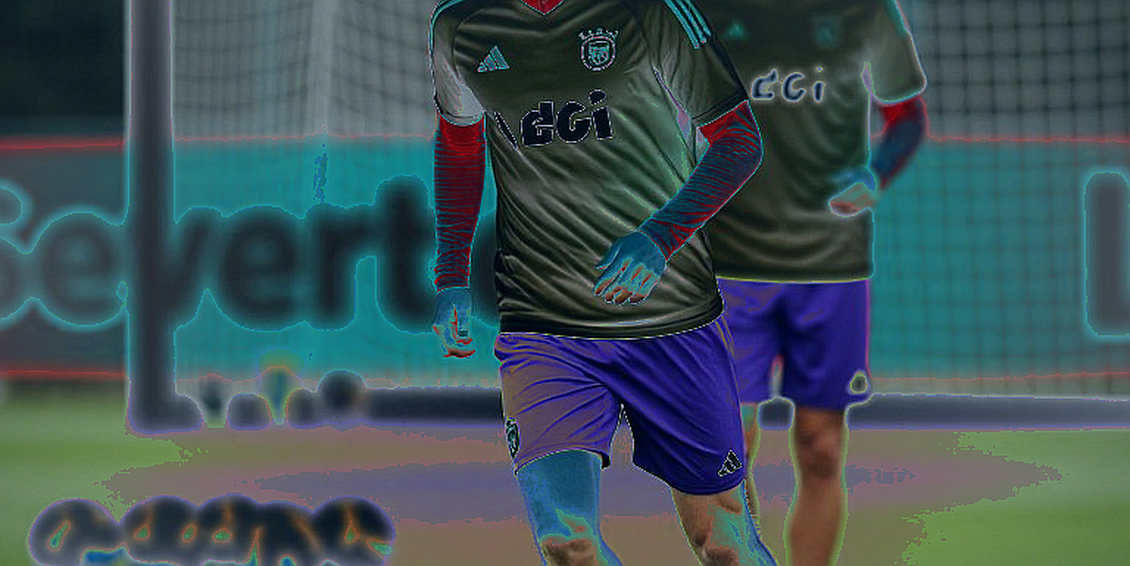 Nine Empty Sections: A Data Lesson for Vietnamese Football Nine Empty Sections: A Data Lesson for Vietnamese Football