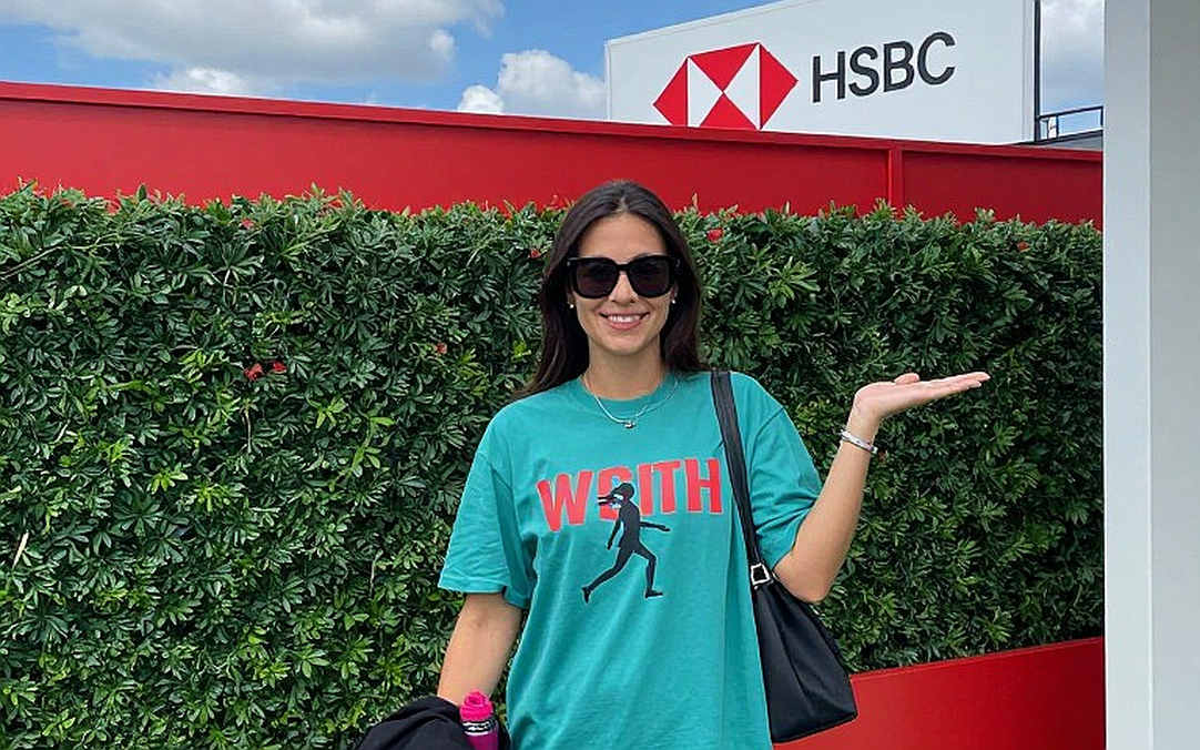 Nhịp thở trận đấu: Andreeva – Fernandez, bài kiểm tra mặt sân và phong độ tại Singapore Open Nhịp thở trận đấu: Andreeva – Fernandez, bài kiểm tra mặt sân và phong độ tại Singapore Open