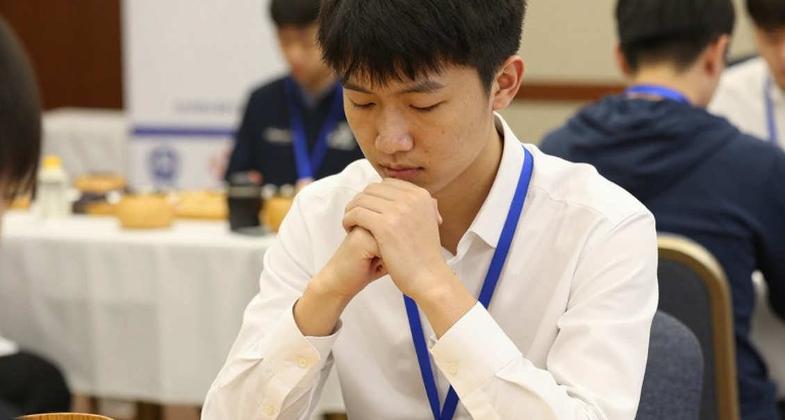 ChessBase Magazine #225: 27 ván ngắn, 10 bài khai cuộc và khoảng trống sau dòng tỷ số 15/16 ChessBase Magazine #225: 27 ván ngắn, 10 bài khai cuộc và khoảng trống sau dòng tỷ số 15/16