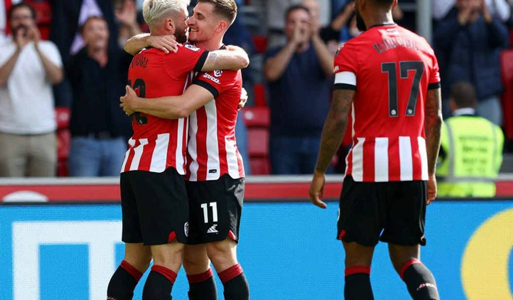 Thị trường chuyển nhượng V.League: Dòng tiền, hợp đồng và những người bị bỏ quên