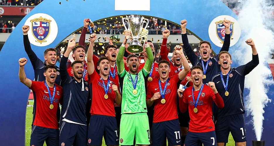 Khi thánh đường im lặng: Liverpool, Tottenham và sai lầm không chết theo tiếng còi Khi thánh đường im lặng: Liverpool, Tottenham và sai lầm không chết theo tiếng còi