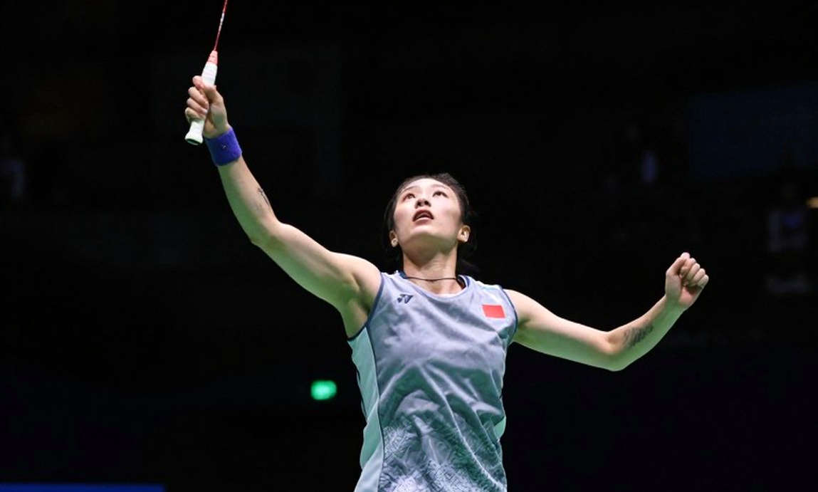 Từ 21-11 đến 10-21: Hiệp ba đánh rơi của PV Sindhu và vết nứt 122 giây trước Chen Yufei