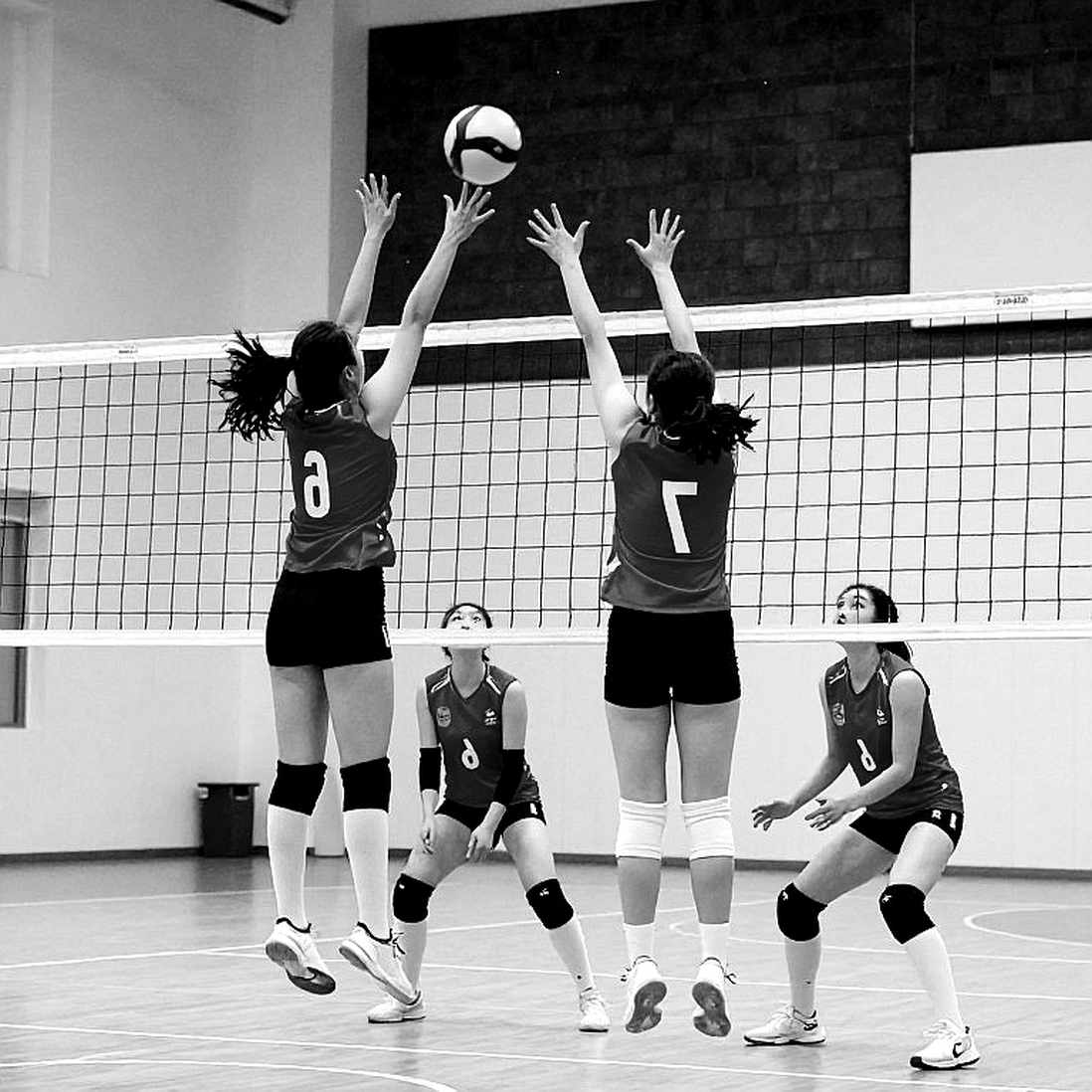 Chín lớp phân tích phía sau một trận bóng chuyền nữ