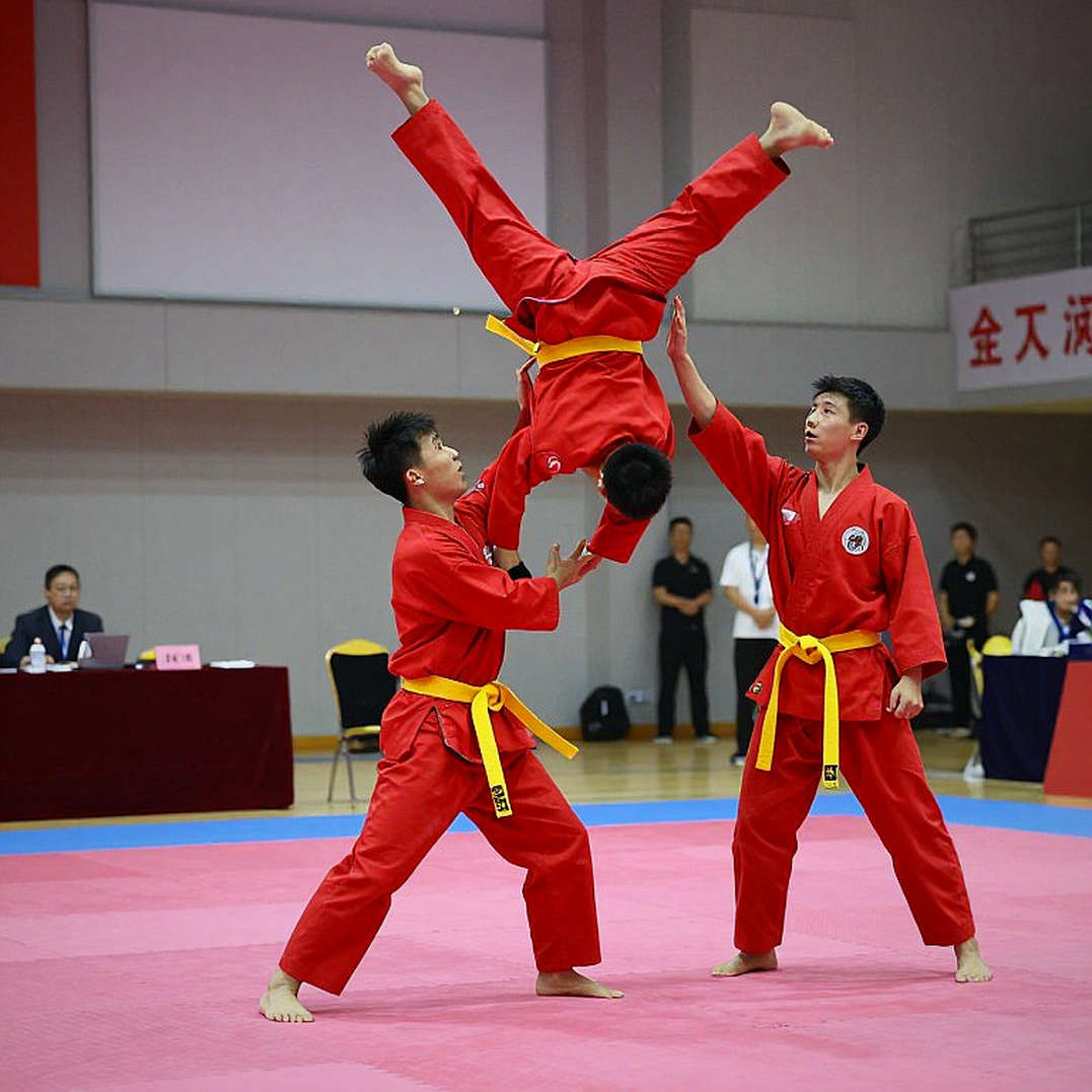 Sáu Tổ Chức, Hơn Hai Mươi Đai: Tấm Bản Đồ Quyền Lực MMA Mà Người Hâm Mộ Việt Nam Đang Đọc Sai